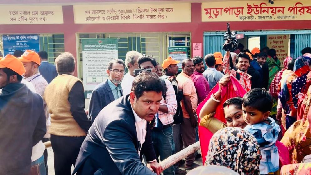 ৬৫ হাজারের বেশি ভোটে দীপুর বড় জয়