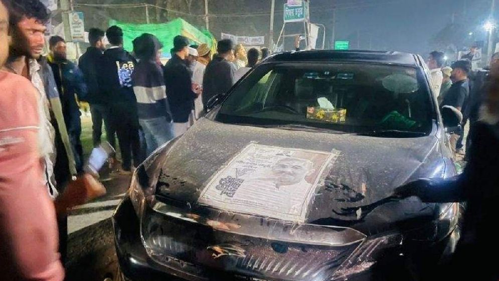 এ্যানির গাড়ি থেকে  ১৫ লাখ টাকাসহ আটক,যাচাইয়ের পর ছেড়ে দিয়েছে আদালত