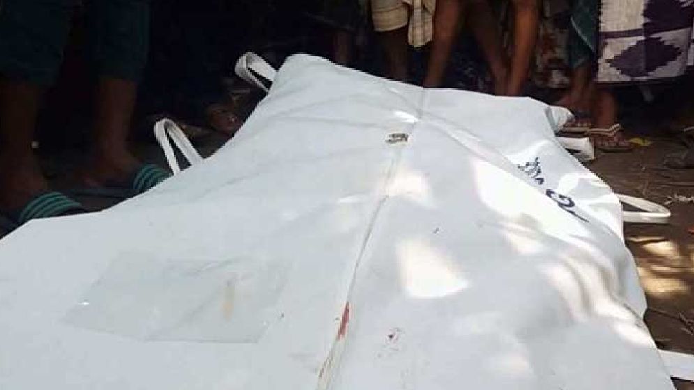 কবজি কাটা অবস্থায় অন্তঃসত্ত্বা নারীর লাশ উদ্ধার
