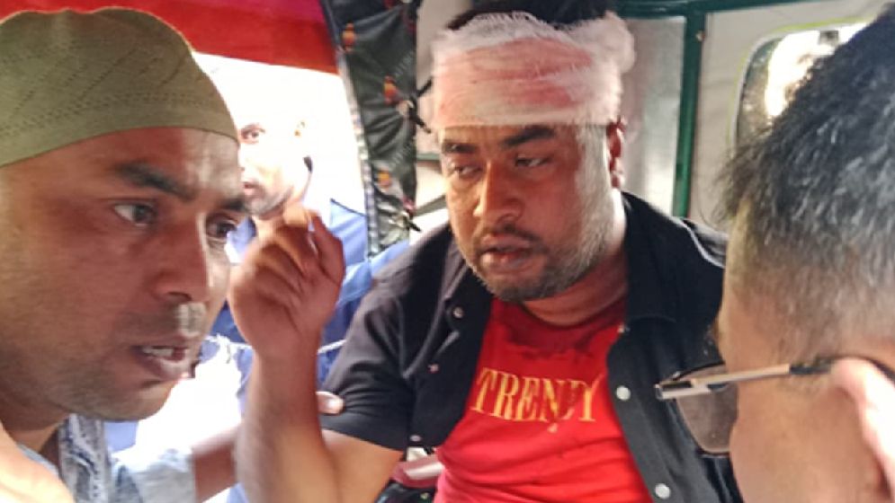 খাজনা আদায় নিয়ে দু’গ্রুপের সংঘর্ষ, আহত ৫