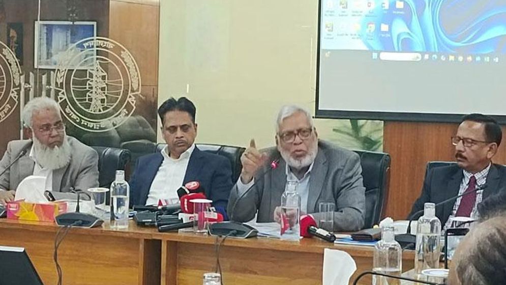 সড়কে টেন্ডারের সিন্ডিকেট ভাঙতে পারিনি