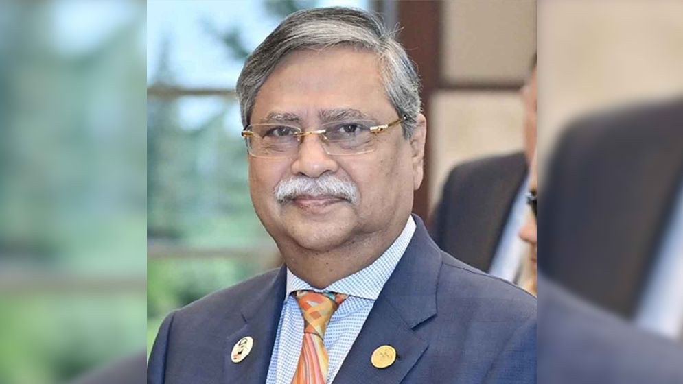 বিদেশ সফর ও কূটনৈতিক রেওয়াজে বাধা দিয়েছে অন্তর্বর্তী সরকার  