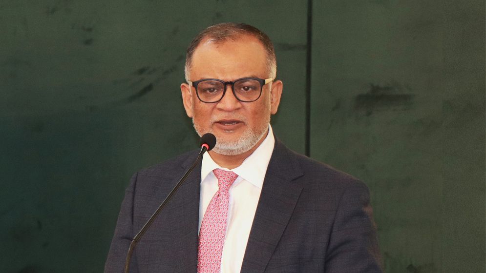 বিমানের চেয়ারম্যান পদ থেকে শেখ বশিরউদ্দীনকে অব্যাহতি