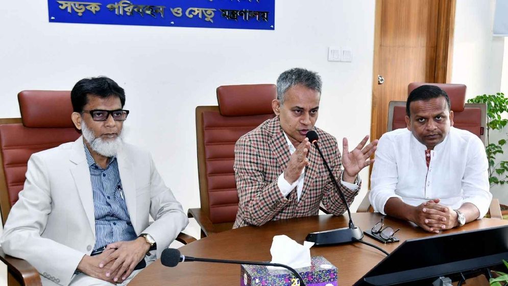 ঈদে ভাড়া বাড়ালে কঠোর ব্যবস্থা: সড়কমন্ত্রী