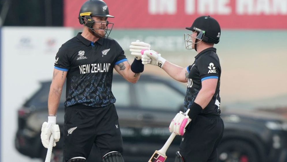 আমিরাতের বিপক্ষে বিশাল জয় পেলো নিউজিল্যান্ড