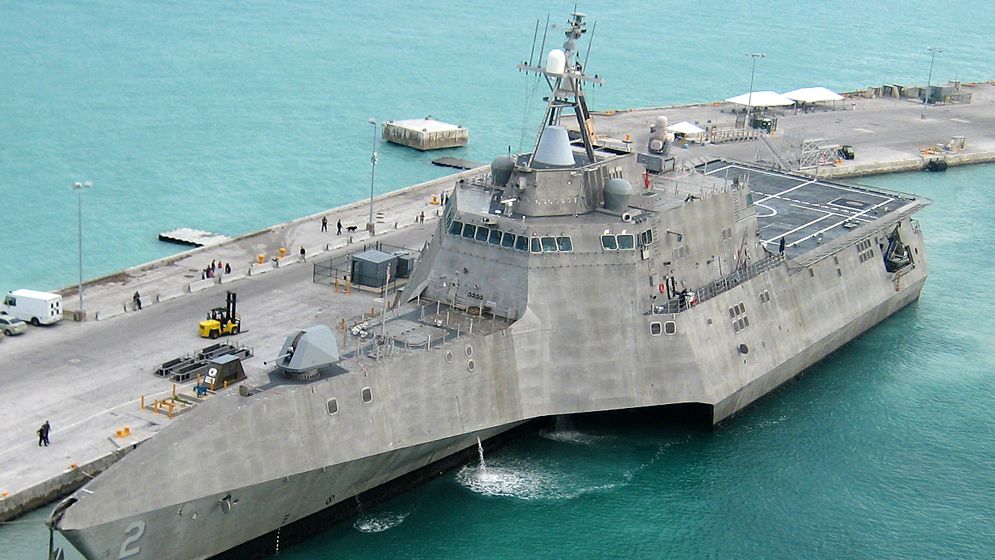 ইরানের জলসীমা থেকে দূরে থাকবে মার্কিন যুদ্ধজাহাজ