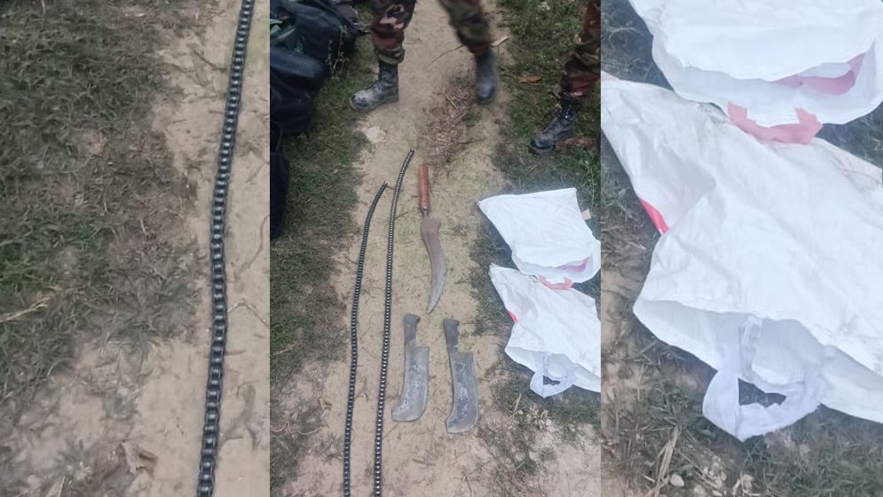 সিংগাইরের সেনা অভিযানে অস্ত্রসহ বিস্ফোরক উদ্ধার