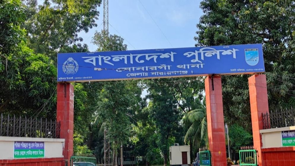 সোনারগাঁওয়ে মাটি চুরি করে ইটভাটায় বিক্রির বাধা দেওয়া হামলা, আহত ২০