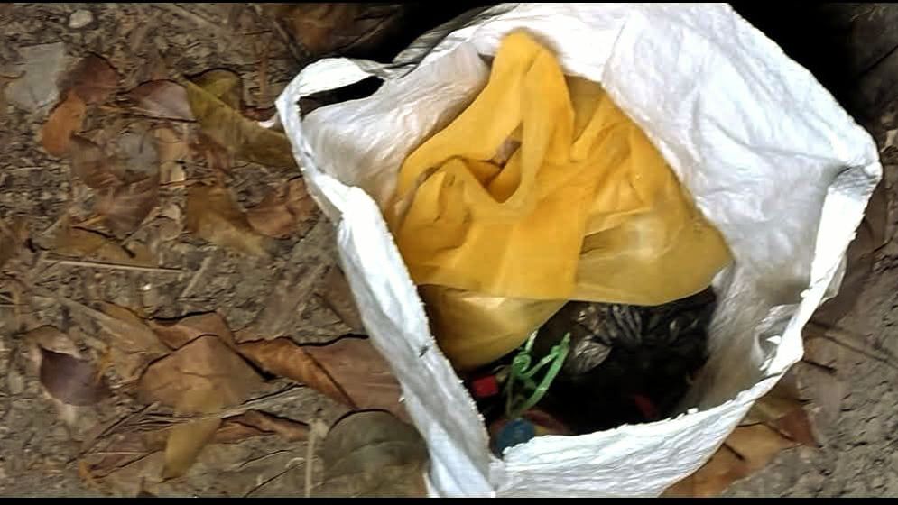 নড়াইলে বোমাসদৃশ বস্তু উদ্ধার