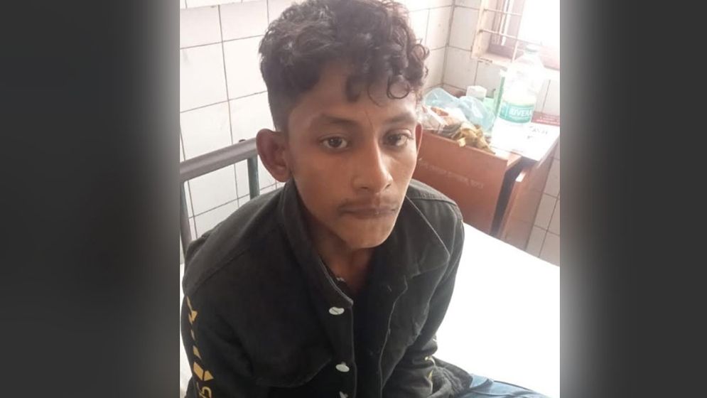 যশোরে যুবকের পেটে মিলল ২২শ পিস ইয়াবা