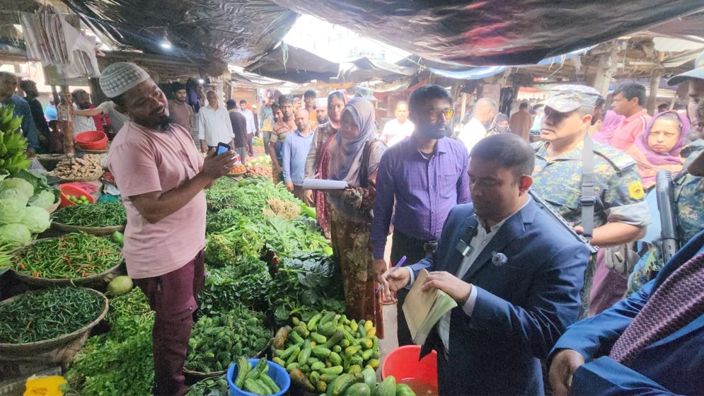 নড়াইলে ভোক্তা অধিকারের অভিযানে তিন প্রতিষ্ঠানকে জরিমানা