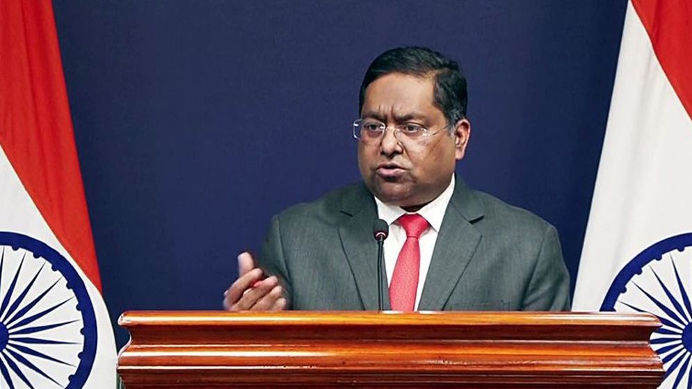 বাংলাদেশের নতুন সরকারের সঙ্গে কাজ করতে আগ্রহী ভারত