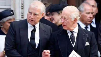 অ্যান্ড্রু এবং রাজা চার্লস, রাজকীয় ভাইদের ব্যক্তিগত যুদ্ধ