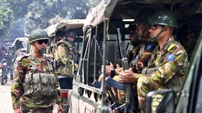 ভোট কেন্দ্র ঘিরে হামলা-বিশৃঙ্খলা ঠেকাতে যে ব্যবস্থা নেওয়া হয়েছে