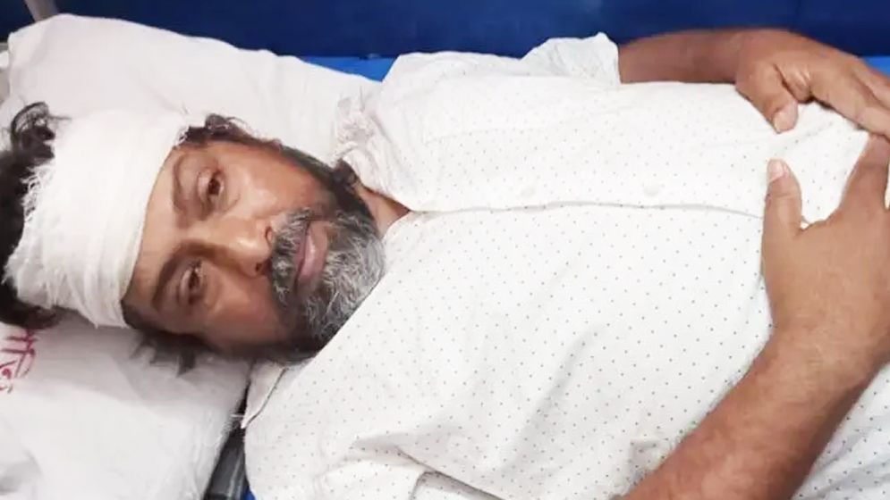 প্রেসক্লাবে ঢুকে সাংবাদিক পেটালেন যুবদলের নেতাকর্মীরা