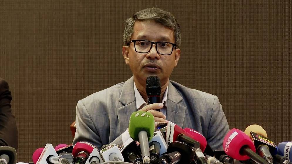 কৃষি সচিবকে অবসরে পাঠিয়েছে সরকার