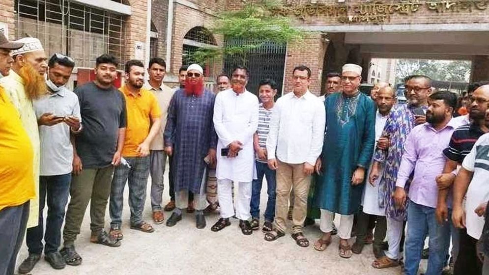 আওয়ামী লীগের ৩১ নেতাকর্মী কারাগারে