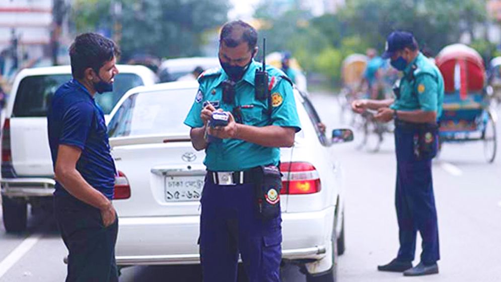 একদিনে ডিএমপির ১,১২৩ মামলা