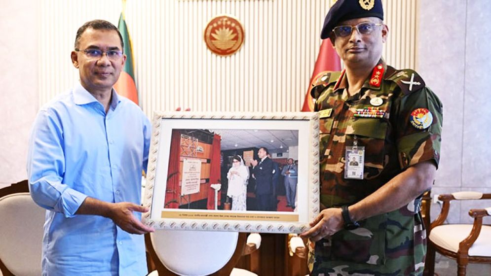 প্রধানমন্ত্রীর সঙ্গে বেপজার নির্বাহী চেয়ারম্যানের সৌজন্য সাক্ষাৎ