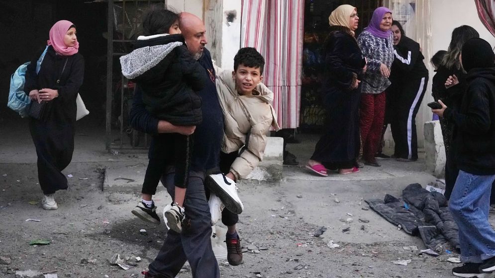 ক্ষেপণাস্ত্র হামলায় ইরানে একই পরিবারের ৬ জন নিহত