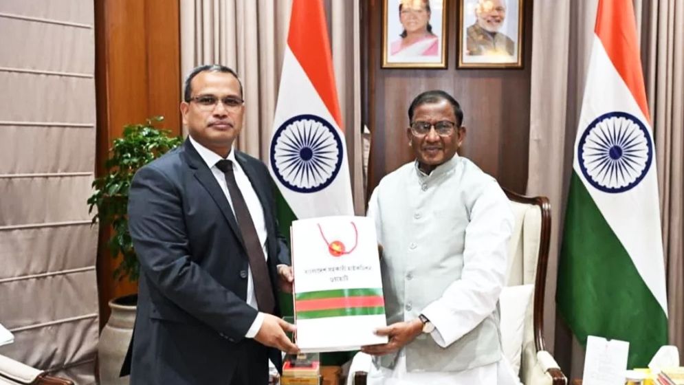 আসামের রাজ্যপালের সঙ্গে বাংলাদেশের সহকারী হাইকমিশনারের সাক্ষাৎ