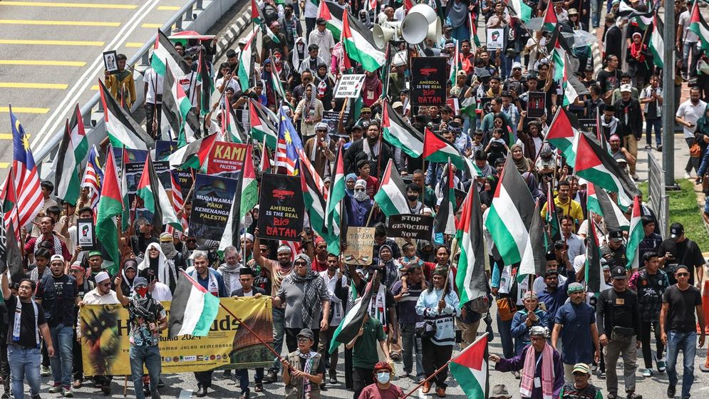 কুদস দিবসে ইরানে লাখো মানুষের মিছিল