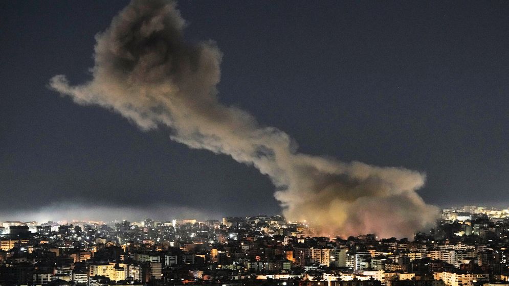 মধ্যপ্রাচ্যে আটকেপড়া ব্রিটিশদের উদ্ধারে চার্টার্ড ফ্লাইট