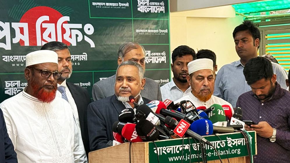 ‘ইলেকশন ইঞ্জিনিয়ারিংয়ের খলনায়ক খলিলুর, রাজসাক্ষী রিজওয়ানা’