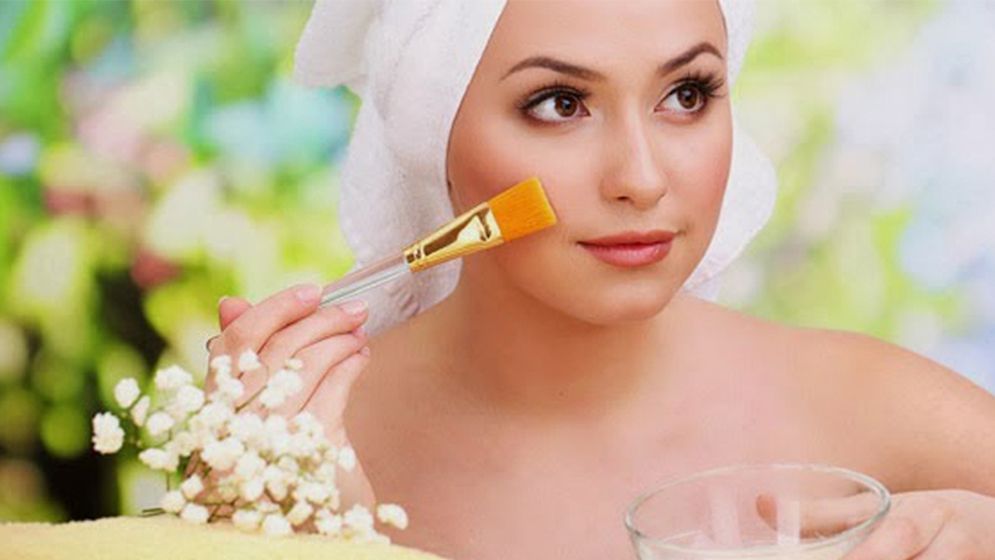 ঈদের আগে ত্বক উজ্জ্বল রাখতে কার্যকর টিপস