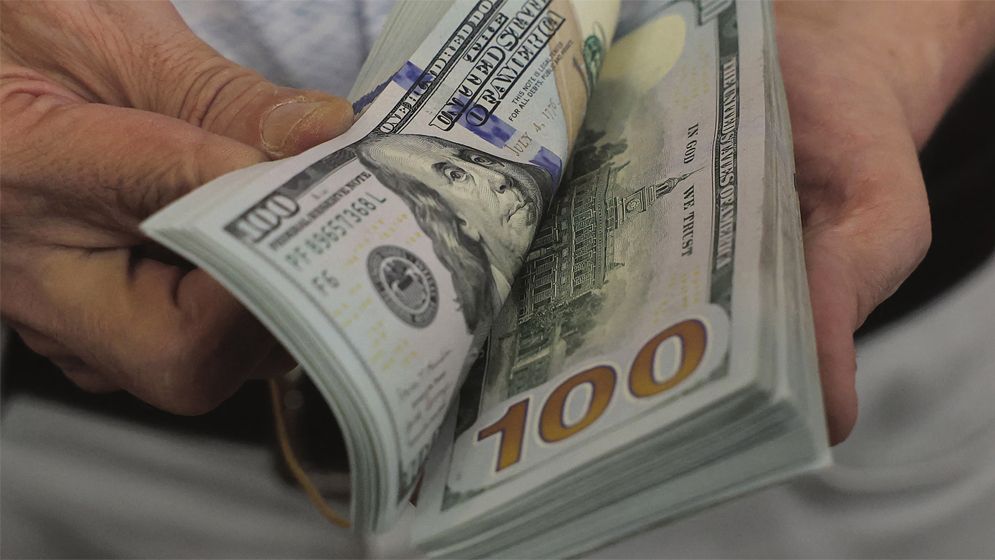 মধ্যপ্রাচ্য যুদ্ধের প্রভাবে ডলারের বাজারে অস্থিরতা