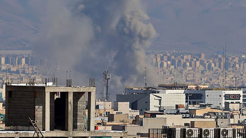ইসরায়েলি হামলায় বন্ধ ইরানের ইস্পাত উৎপাদন