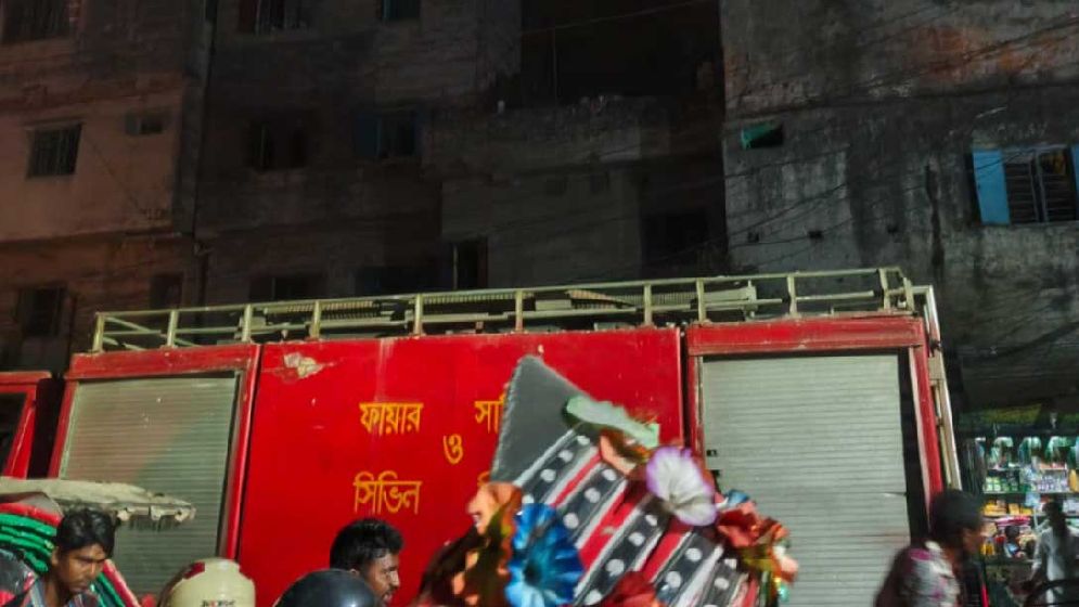 জেনেভা ক্যাম্পে সিলিন্ডার বিস্ফোরণ