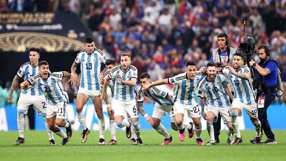 কাতারে সব ধরনের ফুটবল স্থগিত