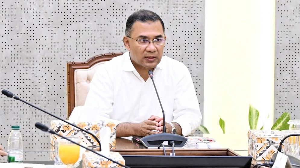 রাজধানীর যানজট কমাতে বিশেষজ্ঞদের মতামত নিলেন প্রধানমন্ত্রী