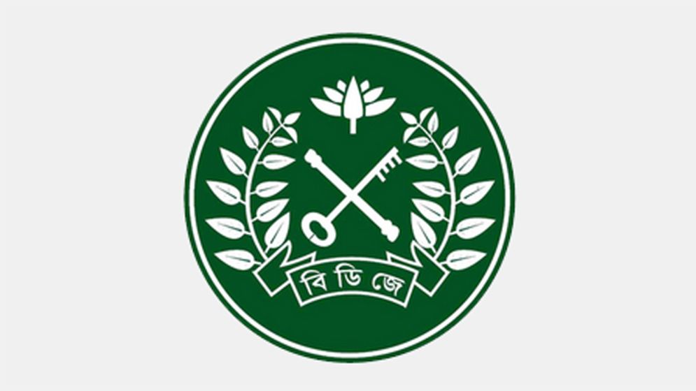 ঈদে উপলক্ষে ৫ কয়েদির অবশিষ্ট সাজা মওকুফ