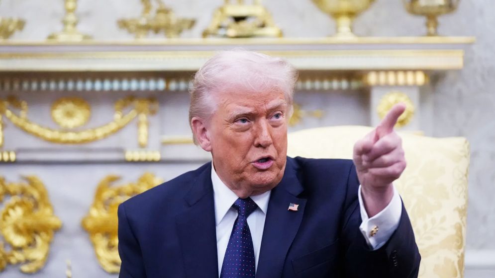 ইরানকে নিঃশর্ত আত্মসমর্পণের আহ্বান জানিয়েছেন ট্রাম্প