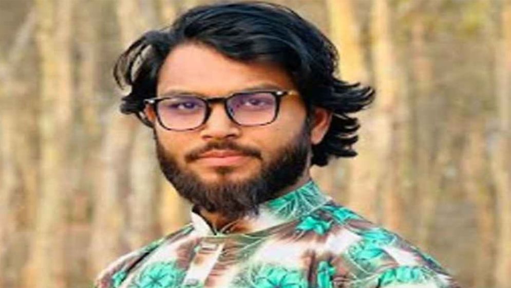 নামাজের ভিডিও করায় কনটেন্ট ক্রিয়েটরকে পিটুনি 