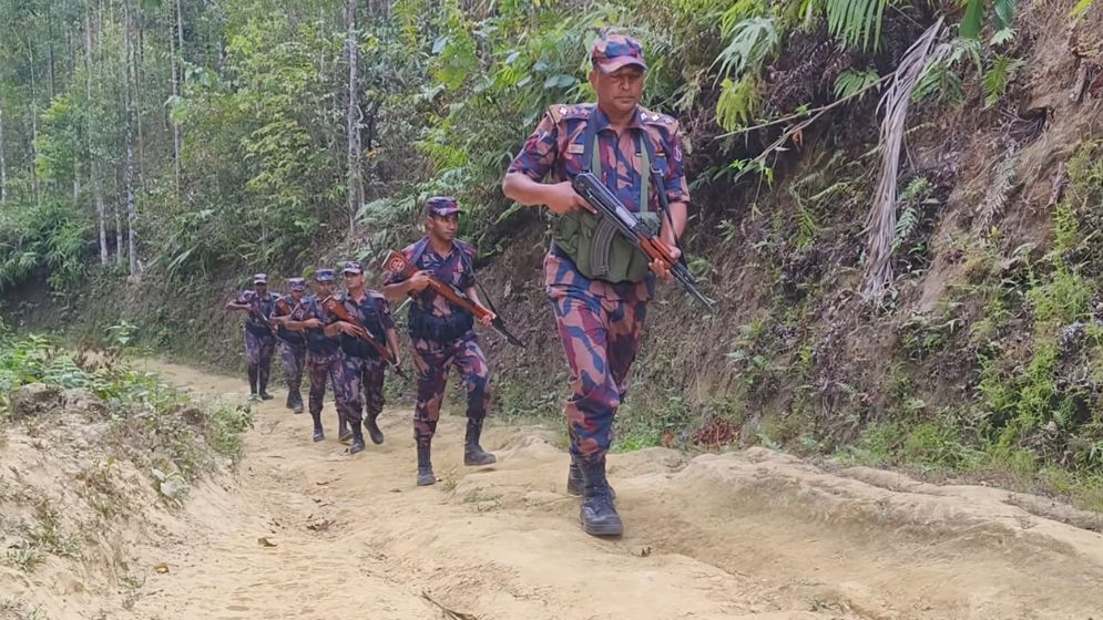  জুড়ী সীমান্তে ৫২ বিজিবির কড়া নজরদারি