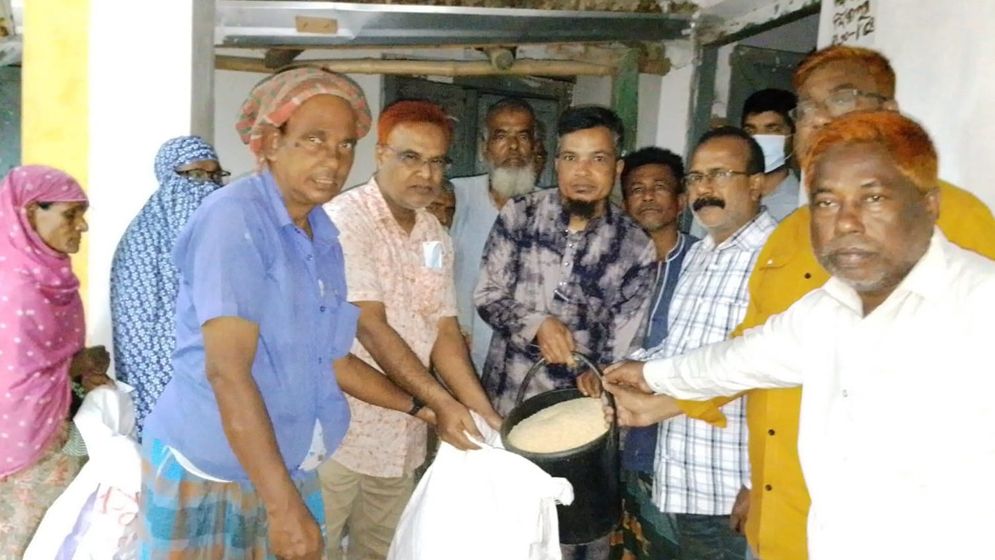 আত্রাইয়ে ভিজিএফ চাল পাচ্ছেন সাড়ে ১৫ হাজার দুস্থ পরিবার 