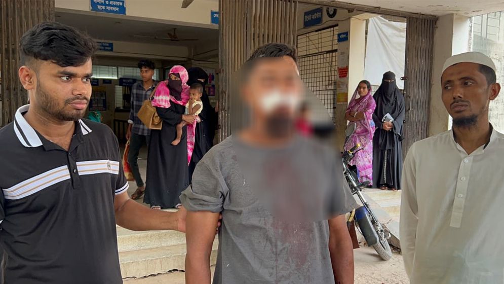 তুচ্ছ ঘটনাকে কেন্দ্র করে দুই গ্রুপের সংঘর্ষ, আহত ৬