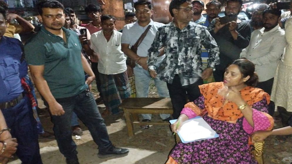 ঝিকরগাছায় ভ্রাম্যমাণ আদালতের অভিযানে আটক ১ 