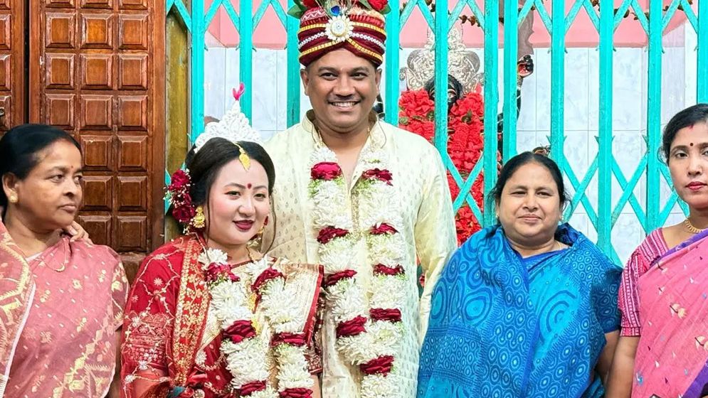 প্রেমের টানে ফিলিপাইনের তরুণী ফেনীতে 