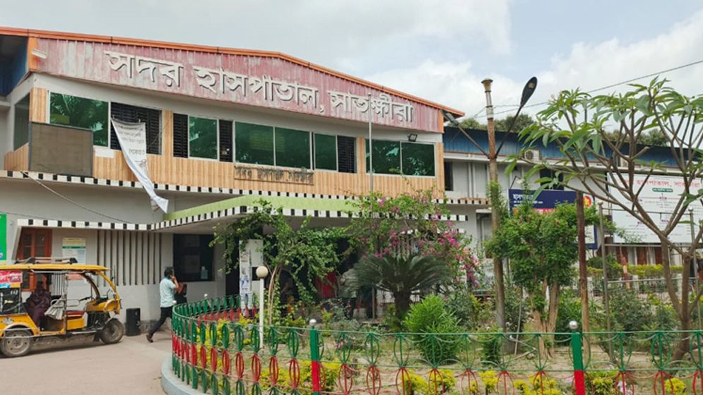 সাতক্ষীরায় পৃথক স্থান থেকে চিকিৎসক ও নৈশপ্রহরীর মরদেহ উদ্ধার