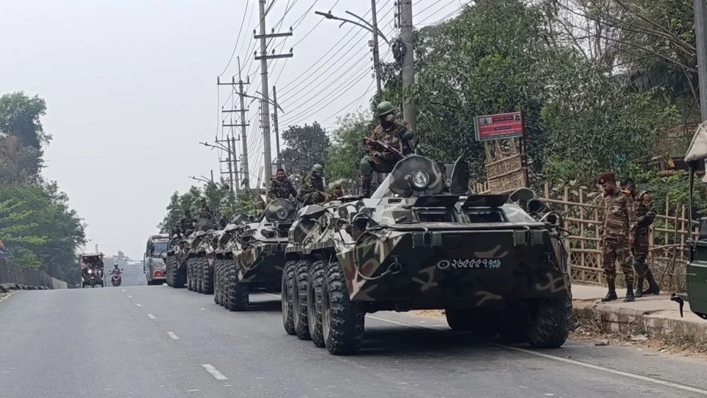 বোরকা পরে পালালেন শীর্ষ সন্ত্রাসী ইয়াছিন