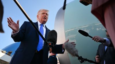 ইরান যুদ্ধ: অর্থনৈতিক চাপ এড়াতে প্রস্থানপথ খুঁজছেন ট্রাম্প