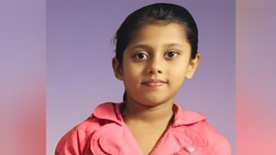 দোলনায় ওড়না পেঁচিয়ে কিশোরীর মর্মান্তিক মৃত্যু