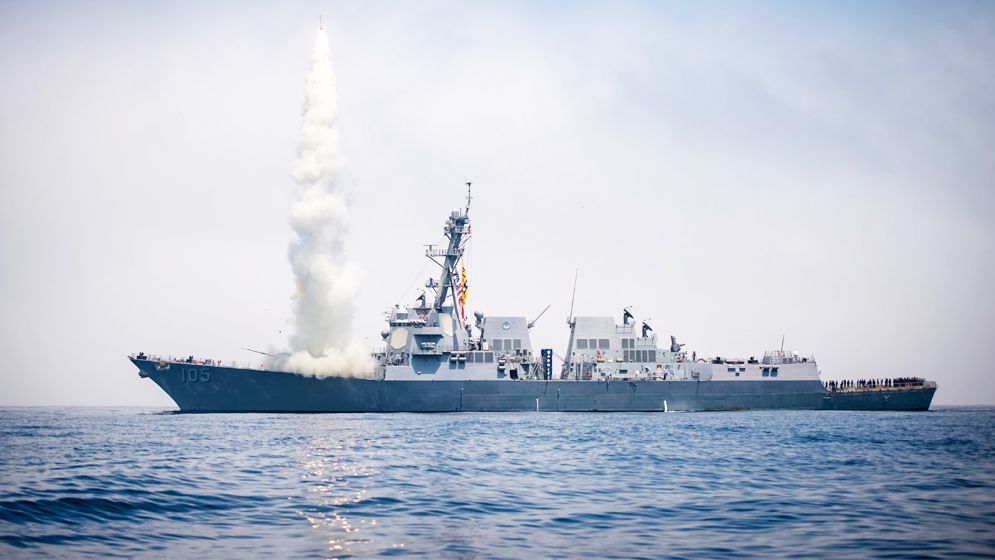 ইরান-আমেরিকার অস্ত্রভাণ্ডার কি কমে আসছে?