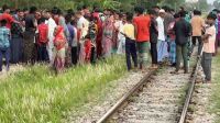 ট্রেনের ধাক্কায় প্রাণ গেল ব্যবসায়ীর