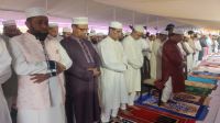বৃষ্টির মধ্যেও বরিশালে ঈদের প্রধান জামাত অনুষ্ঠিত