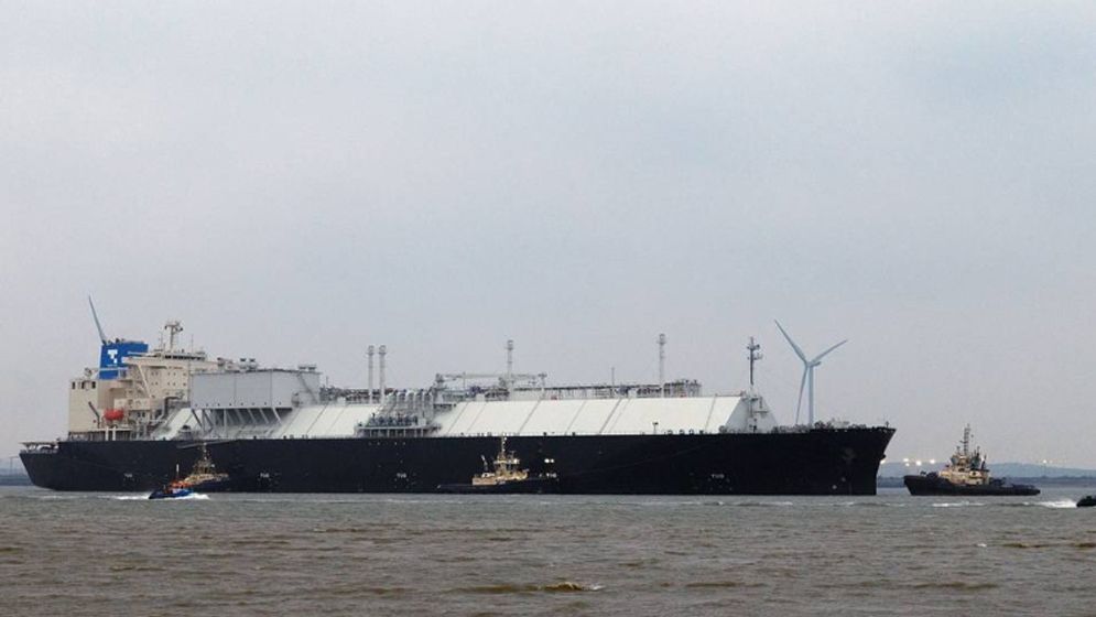 যুদ্ধ শুরুর পর প্রথমবারের মতো হরমুজ অতিক্রম করলো এলএনজি ট্যাংকার